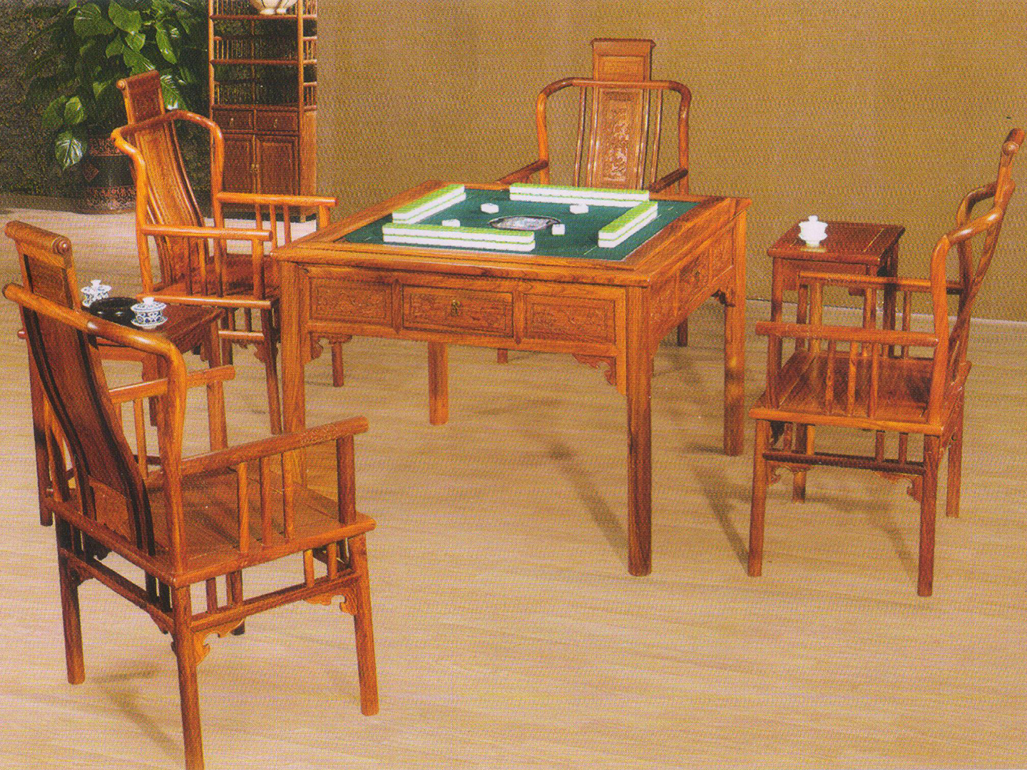 麻将桌